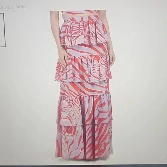 ONE33 SOCIAL PURPLE MULTI ZEBRA TIERED SKIRT SIZE 8 - Picture 1 of 6